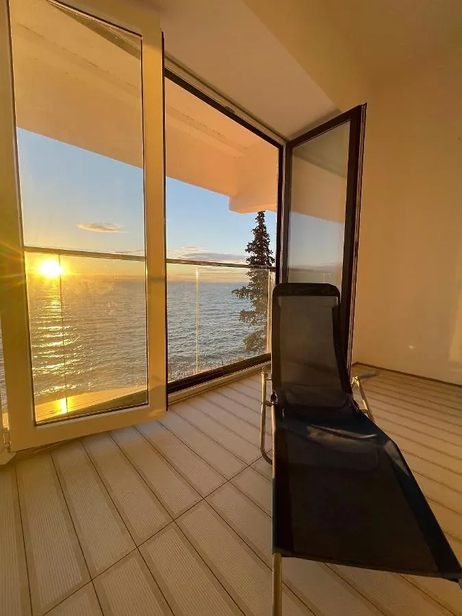 First Row To The Sea Apartment Opatija