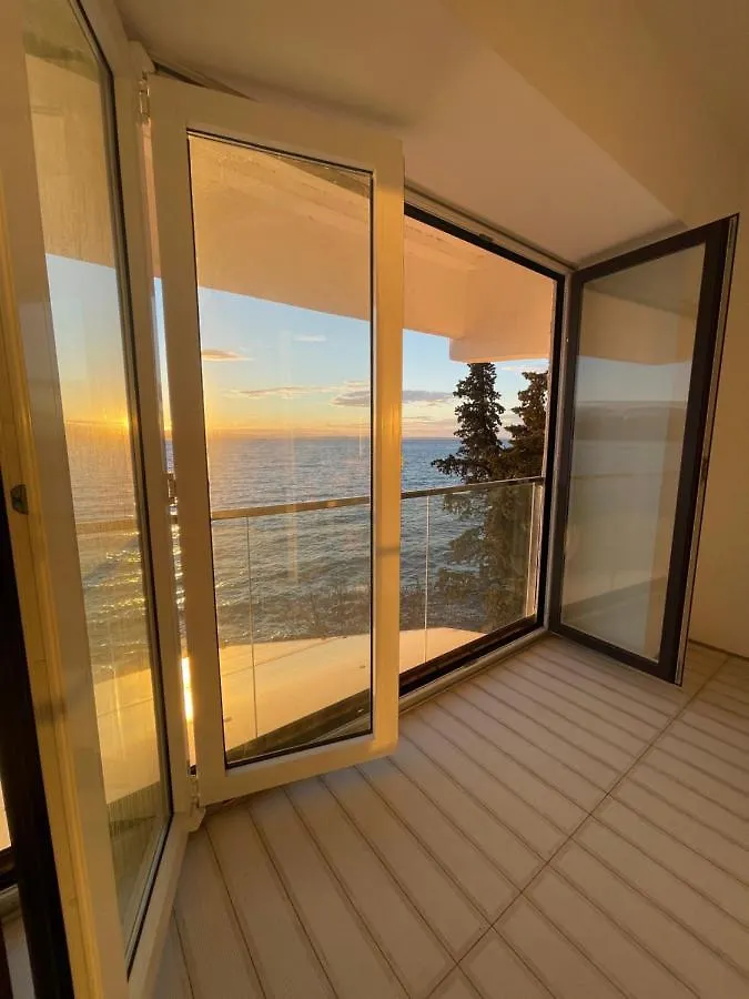 First Row To The Sea Apartment Opatija Croatia